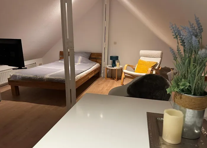 Freundliches City-apartment Mit Balkon & Skyline-blick - Easy